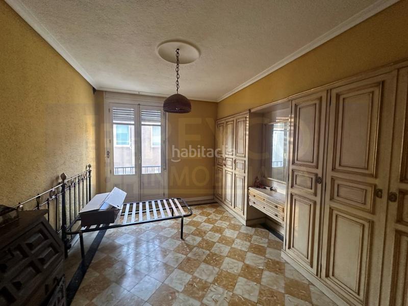 Foto 1148ca73-b1d7-439d-8ca1-b1904c7410a1. Piso  exterior en el espolón en Casco Antiguo Logroño