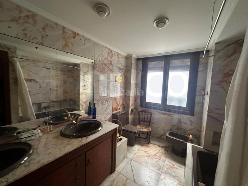 Foto 555f4da6-1034-491b-a32e-10eff4caef5e. Piso  exterior en el espolón en Casco Antiguo Logroño