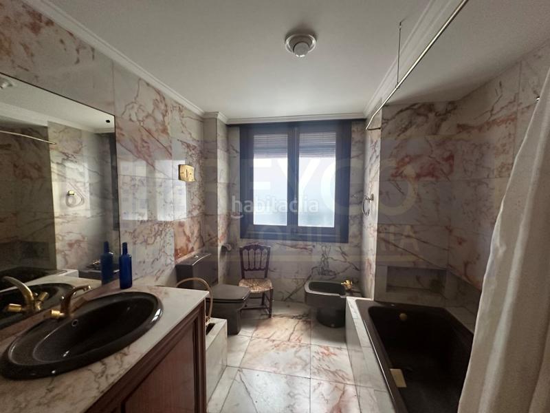 Foto d89d22c2-90ff-4f98-92f8-52065e525a78. Piso  exterior en el espolón en Casco Antiguo Logroño