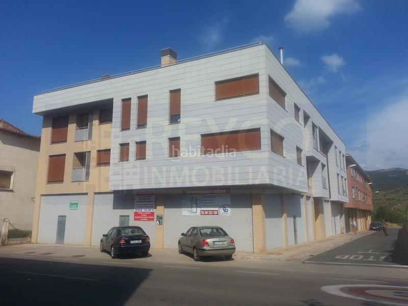 Foto 2194aa1f-fa13-4a13-8391-58ab00c92a4a. Appartamento con parcheggio in Baños de Río Tobía