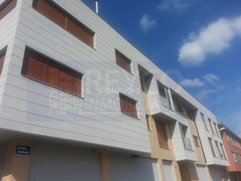 Foto 3e25dad0-2ff5-4b37-89e0-8559656633c5. Appartamento con parcheggio in Baños de Río Tobía