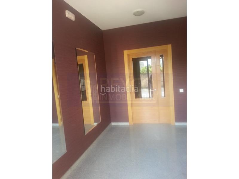 Foto ccf7bfdb-1c06-42ae-9c42-6c18827911f2. Appartamento con parcheggio in Baños de Río Tobía