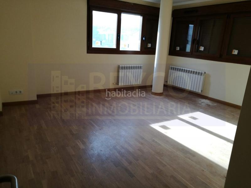 Foto dcee1d65-85cb-4a0a-9e6d-928dcff7008c. Appartamento con parcheggio in Baños de Río Tobía