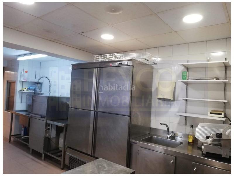 Foto 0f8bad64-eef4-4a99-ac04-b8438d9cc6f4. Local commercial dans Sotés