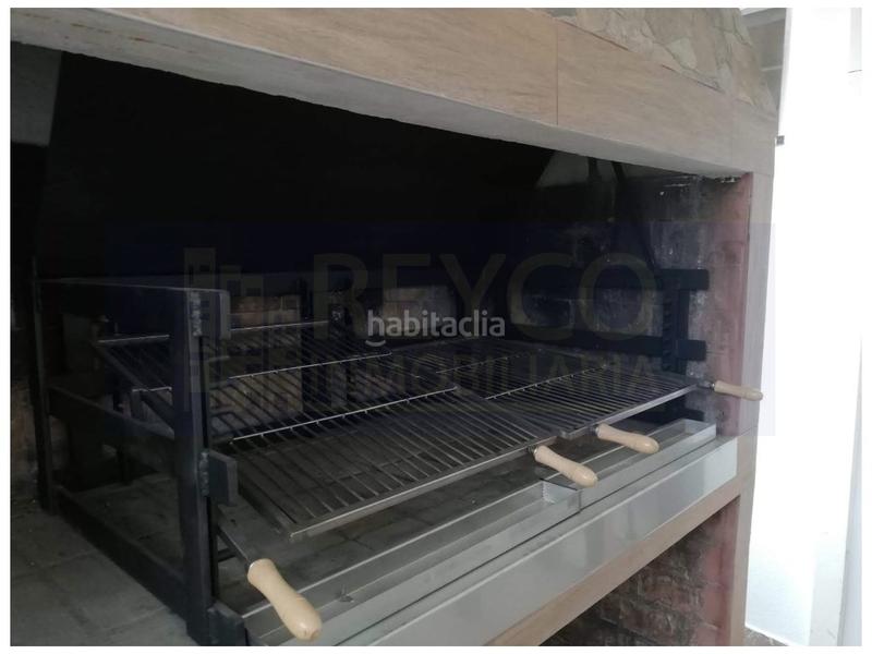 Foto 248baa07-0b80-4d2b-bf0b-4daeaf79fa11. Local commercial dans Sotés