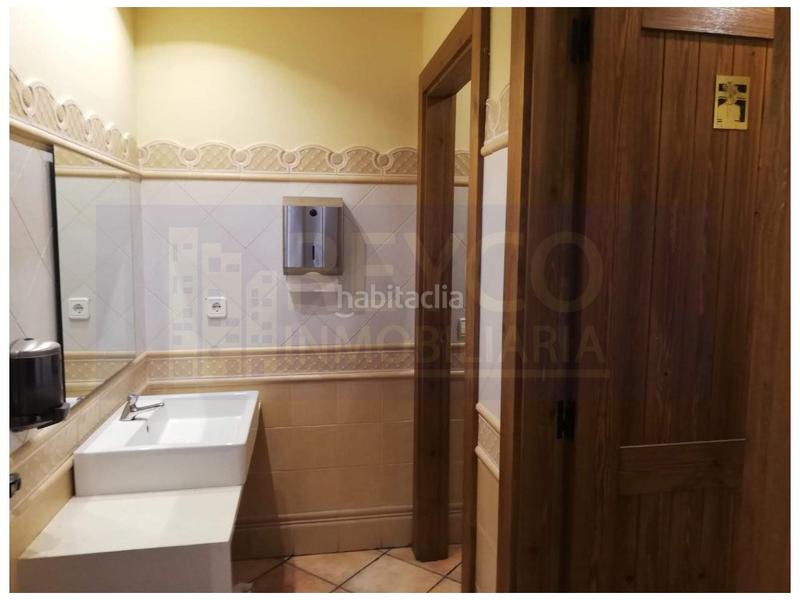 Foto 584855cf-65a5-49b9-a510-172780ea3f0b. Local commercial dans Sotés