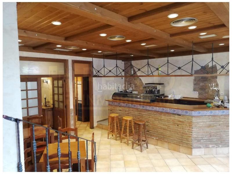 Foto 9bd27f86-d91e-4f7f-bae9-1528e546eaca. Local commercial dans Sotés