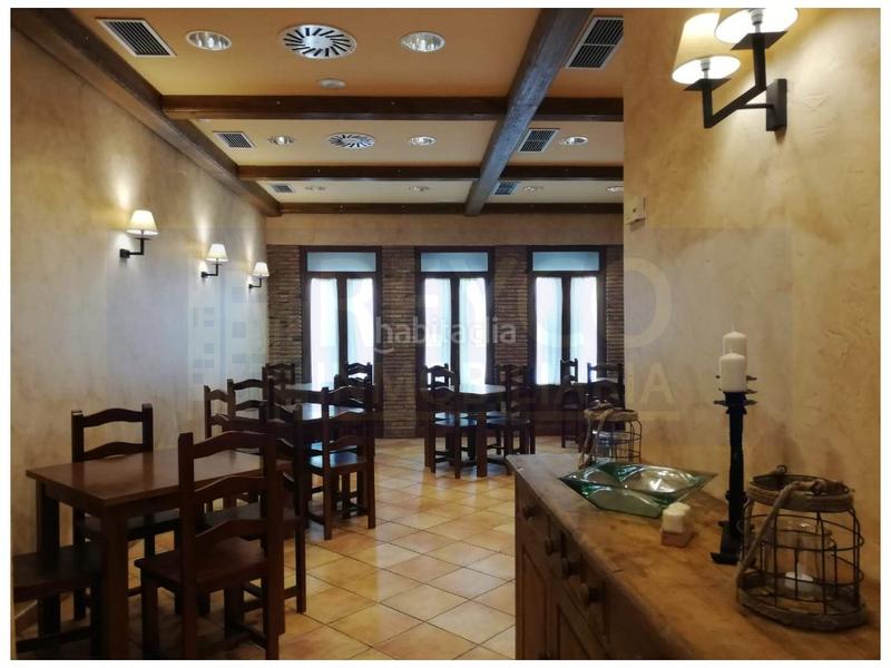 Foto d2ae0bf4-fba5-441c-91af-66b12f480948. Local commercial dans Sotés