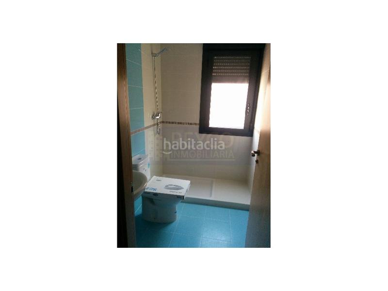 Foto cbb08c1b-cc7a-414a-9fe0-ea226a5c6d4b. Dachwohnung mit parking in Nájera