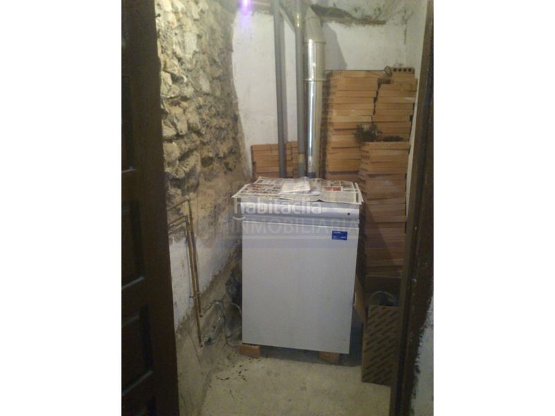 Foto 8a1f75af-c77f-49aa-a07e-54fbcf75daab. Casa amb aparcament a Anguiano