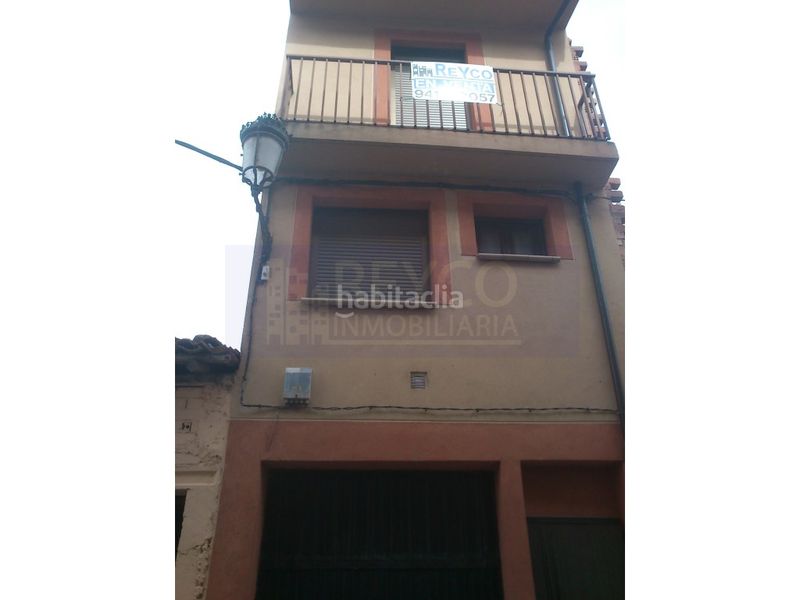 Foto e9b6980b-f9db-44f4-b0a6-a959ded7ed80. Casa amb aparcament a Anguiano