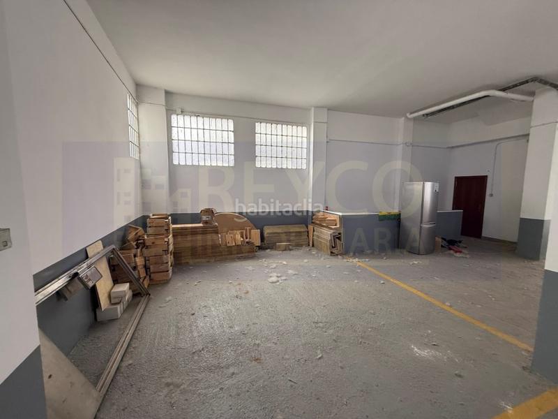 Foto 3441f676-10af-48f4-90bb-c4b428d4e018. Local comercial local en calle la campa en Oeste Logroño