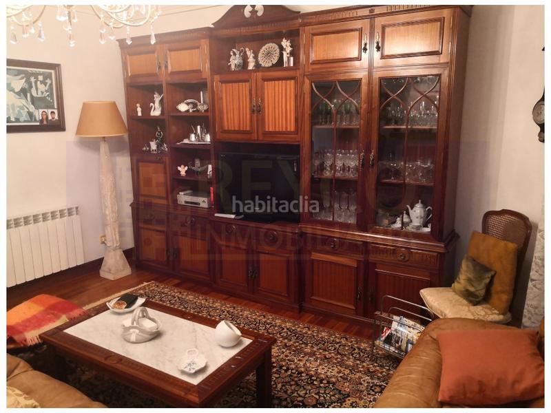 Foto 17386145-3929-4080-9a2b-87ebdf809165. Reihenhaus mit parking pool in Haro