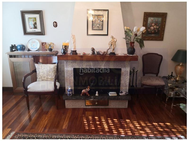 Foto 3706124f-5eb8-4a29-a506-2fc1d727a3cd. Reihenhaus mit parking pool in Haro