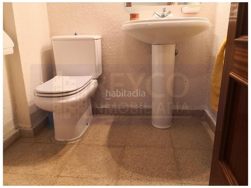 Foto 5386f09c-3597-4ecd-aff8-23775386f6cf. Reihenhaus mit parking pool in Haro