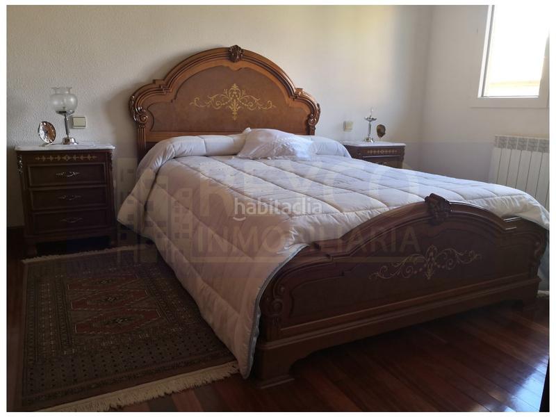 Foto 5c4c1bf0-843a-4901-a6ad-6b67f34ce939. Reihenhaus mit parking pool in Haro