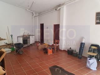 Local commercial à Haro. Lonja para 2 coches o tres, o posibilidad de hacer merendero.