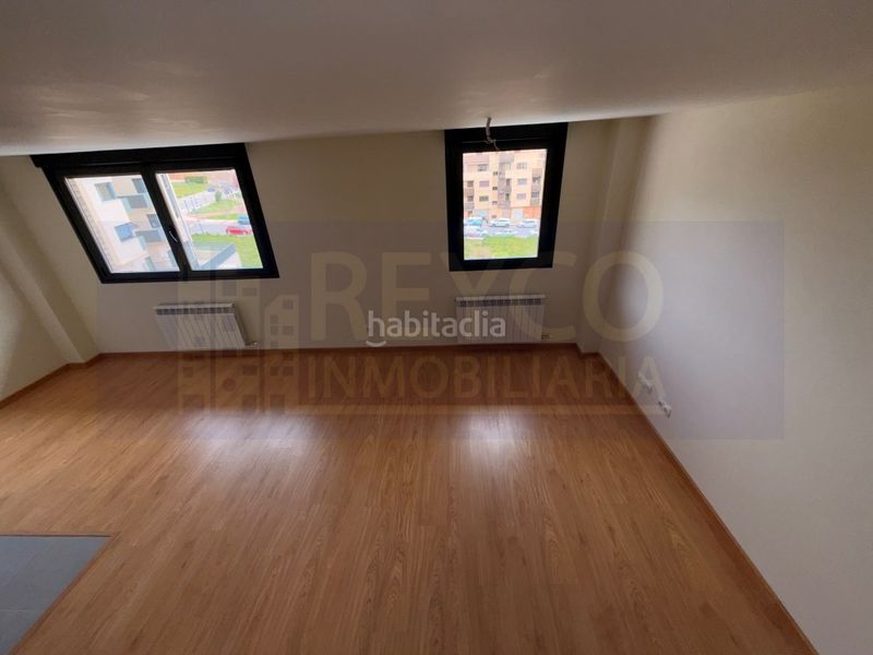Foto 28c5bc9a-b3ba-41d6-a7c1-990b0d0157dd. Apartamento duplex a estrenar en Villamediana de Iregua