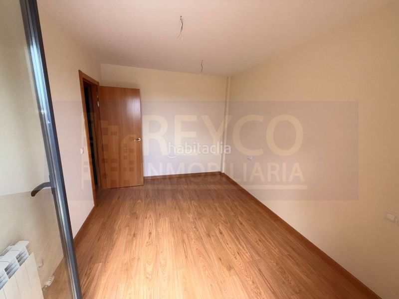 Foto 2ee833bd-a184-4998-9a62-9f4acd95e8d0. Apartamento duplex a estrenar en Villamediana de Iregua