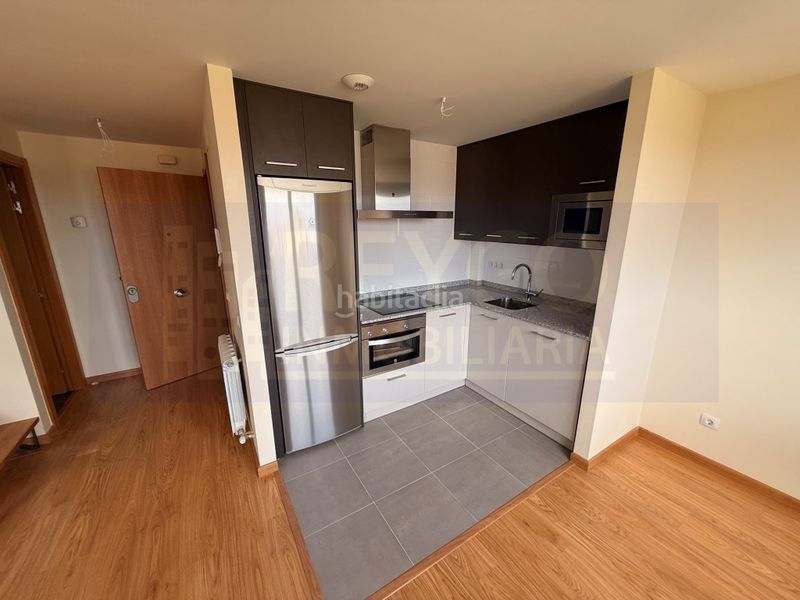 Foto 3f8c16fc-71ea-41d7-b5d8-1204148e35fd. Apartamento duplex a estrenar en Villamediana de Iregua