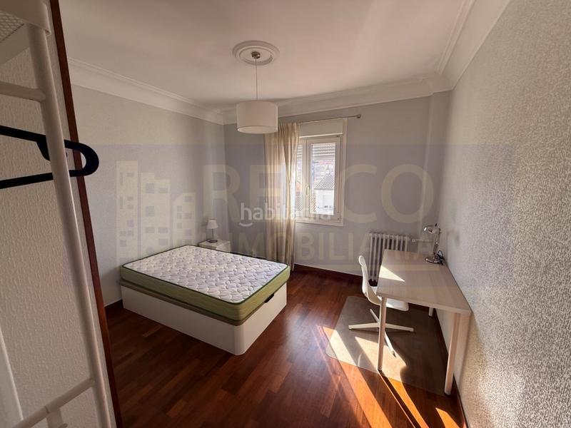 Foto 51e82e32-9148-49e8-a056-ee6734263dd0. Pis a Gran Via Logroño