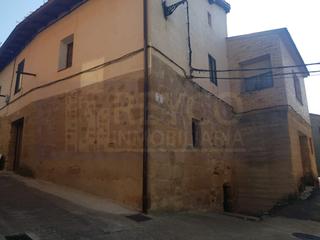 Maison  N/a. Oportunidad, casa y almacenes con bodega en ollauri