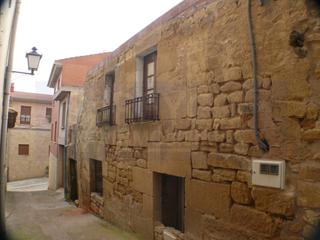 Casa  N/a. Casa de pueblo en san vicente de la somsierra de 108m2 de parcel