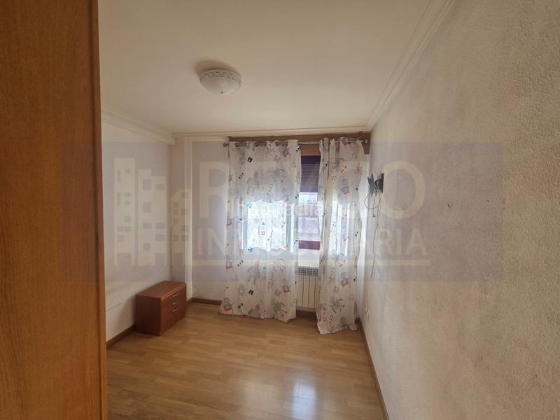 Foto 0fbdf098-298b-4f68-b549-1b51d1048dcd. Appartement avec parking piscine dans Cascajos - Piqueras Logroño