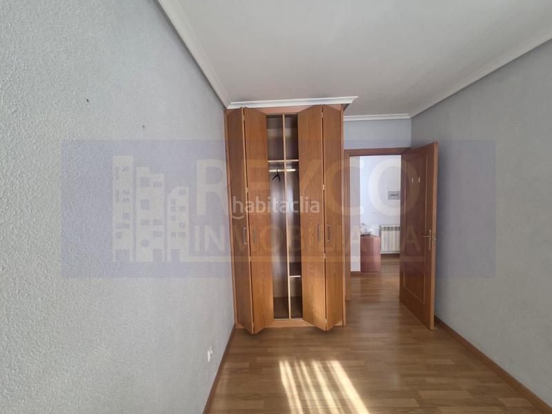 Foto 5275f393-9e80-4933-92d2-54d02713b222. Appartement avec parking piscine dans Cascajos - Piqueras Logroño