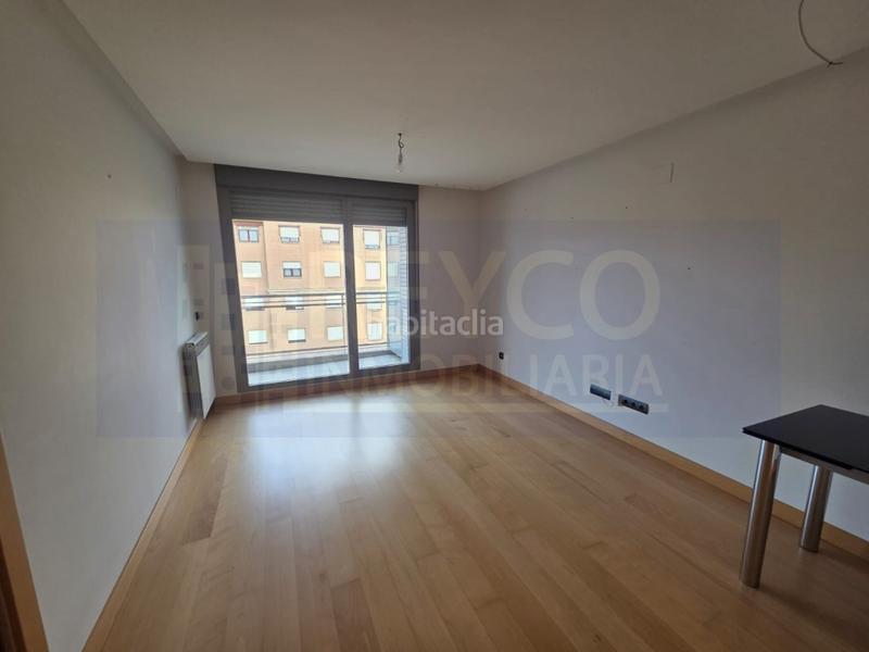 Foto 7f1eac10-3f4e-4e91-a574-73b6165e5a71. Appartement avec parking dans Cascajos - Piqueras Logroño