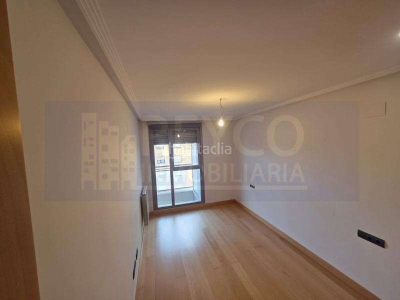 Foto 8e45b24d-e8e0-4e41-8046-5e4425937c02. Appartement avec parking dans Cascajos - Piqueras Logroño