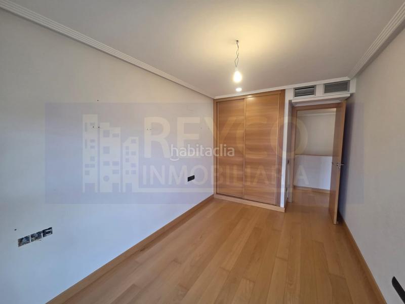 Foto eed10216-7cc4-4cc5-a36c-b447dce04919. Appartement avec parking dans Cascajos - Piqueras Logroño