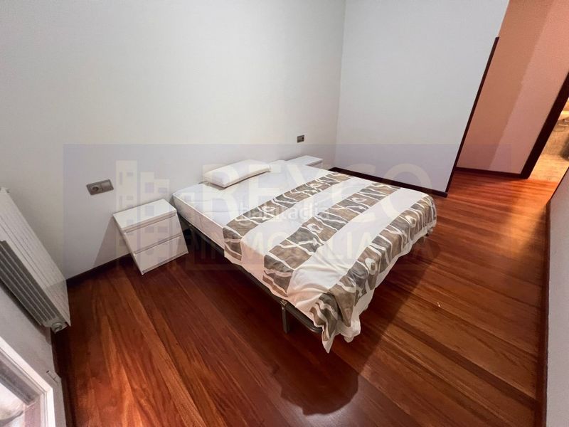 Foto 26d93fcf-5287-4cf3-b0a7-246f692aebc3. Apartament a Haro