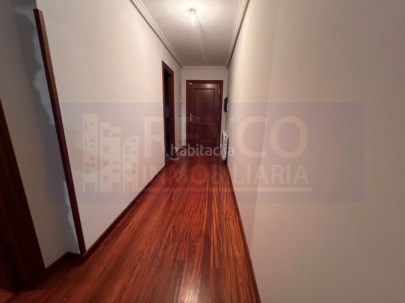 Foto 841ffa76-c53d-4896-9ded-ab95f3980e2a. Apartament a Haro