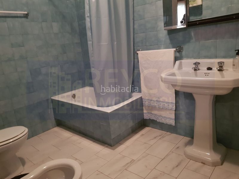 Foto 615ec489-ba56-490f-b2c6-0c455e00b98f. Casa adossada amb aparcament a Briones