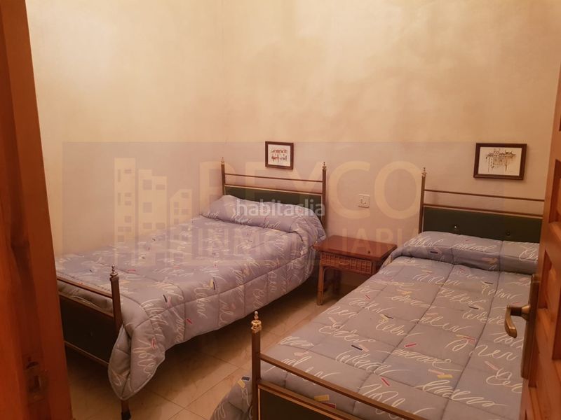 Foto 9880a807-36d9-408a-bb62-b202dc167729. Casa adossada amb aparcament a Briones