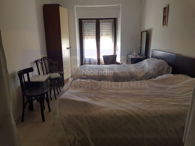 Foto a194a1dd-ce7e-486e-98b6-79a36c61318c. Casa adossada amb aparcament a Briones