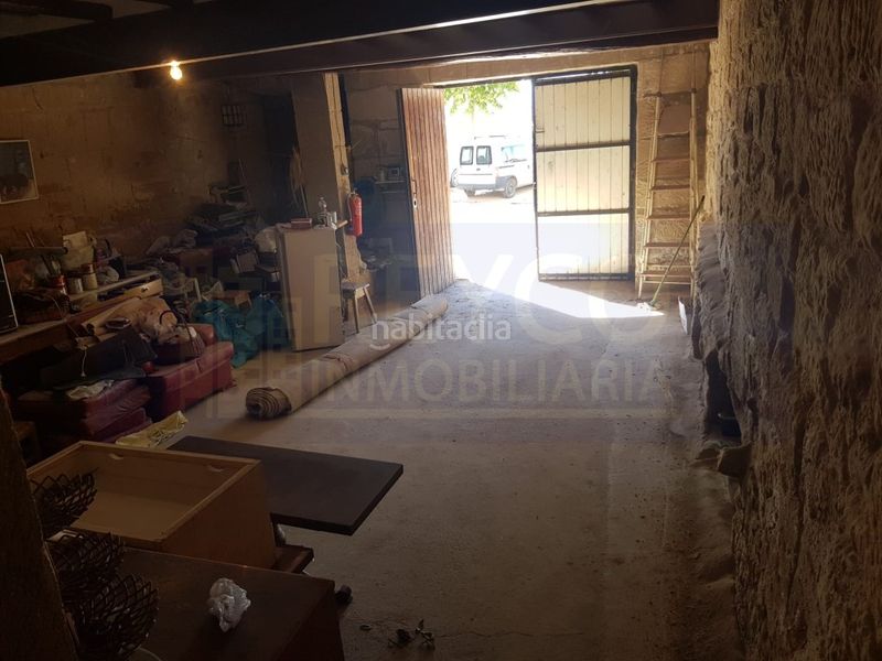 Foto b7b2b5ce-48bd-40ba-8619-3578951802cd. Casa adossada amb aparcament a Briones