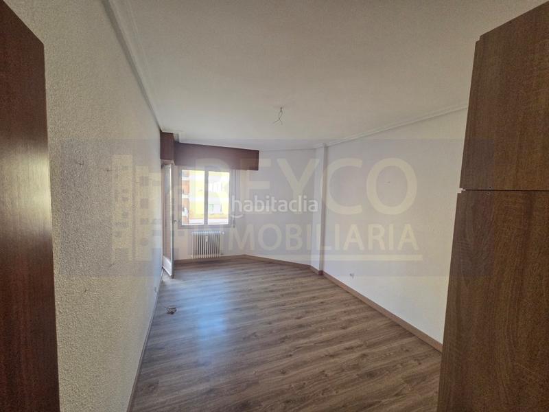 Foto c2defc81-b09a-4677-a04d-373dd7e64ab2. Appartement avec parking dans Juzgados Logroño