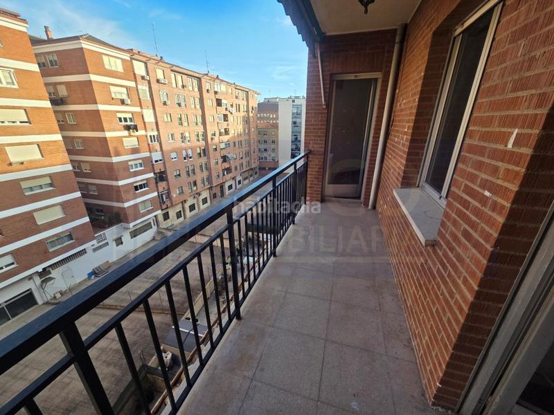 Foto fce5279a-a4c5-4b1d-919d-656559c2dd01. Appartement avec parking dans Juzgados Logroño