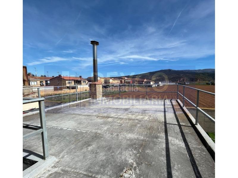 Foto 291c0a02-39ea-4e2d-994a-9c811a3b3ab6. Casa  4 habitaciones venta en Baños de Río Tobía