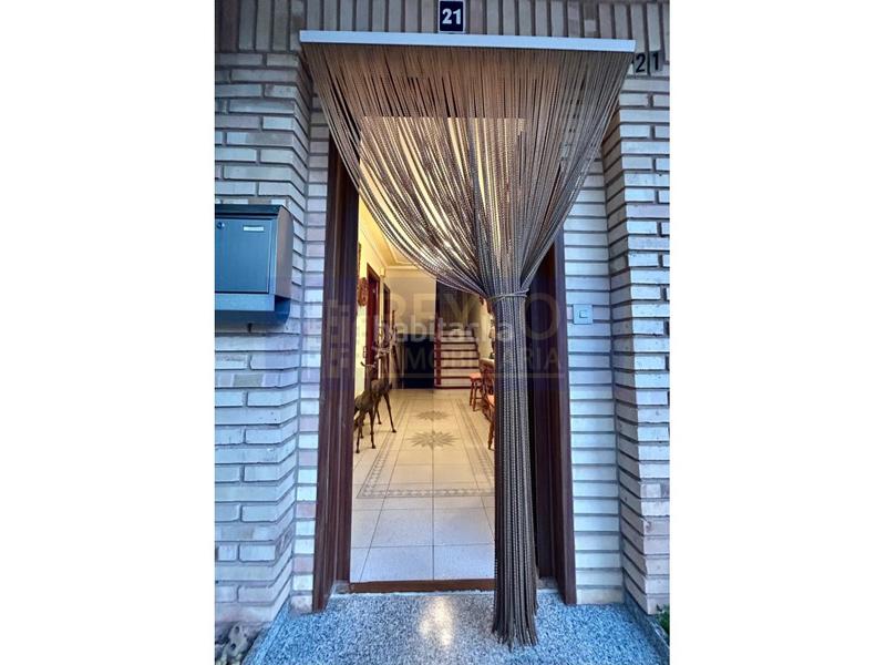 Foto 976c82e3-043f-4619-9476-33d1594830ca. Casa  4 habitaciones venta en Baños de Río Tobía