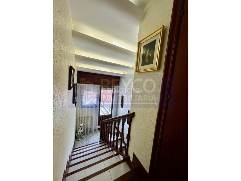 Foto ced89df2-1400-4076-964e-f29f0d60de28. Casa  4 habitaciones venta en Baños de Río Tobía