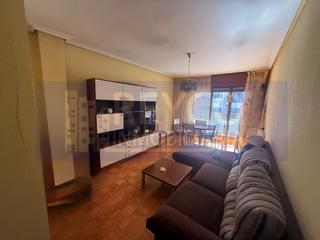 Appartement  N/a. Apartamento en el centro con ascensor para reformar