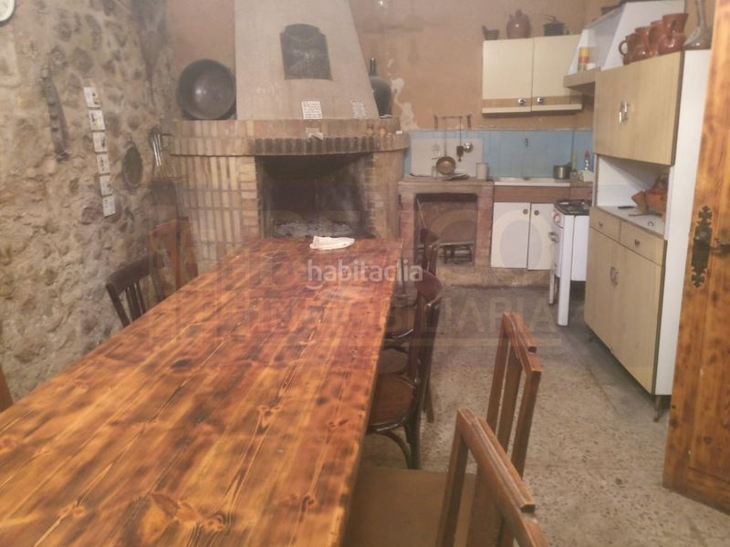 Foto ce5da5a9-aebf-4a8e-922a-ec23e9db2e77. Casa amb aparcament piscina a Tricio