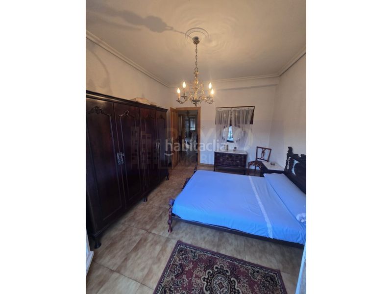 Foto e30258ff-14ab-44e0-8392-e4738aa36b10. Casa amb aparcament piscina a Tricio