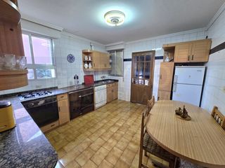 Casa a Tricio. Casa con parcela 6 habitaciones venta tricio