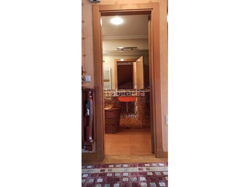 Foto 85a7bded-fdec-434c-aec3-4359968e29a7. Casa a schiera con parcheggio piscina in Crucero - Aquende Miranda de Ebro