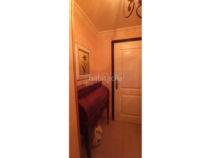 Foto d870d21c-bf42-4d3d-a9c9-2ef96a66c23a. Casa a schiera con parcheggio piscina in Crucero - Aquende Miranda de Ebro