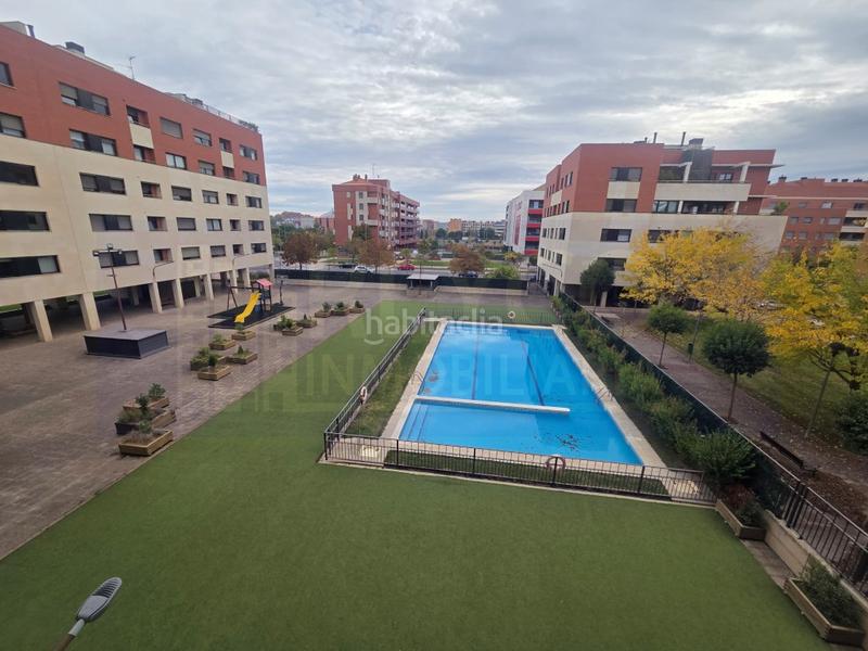 Foto 5cfdef1e-2b61-4a01-a8d3-e93b09925142. Appartement avec parking dans La Cava - Fardachón Logroño